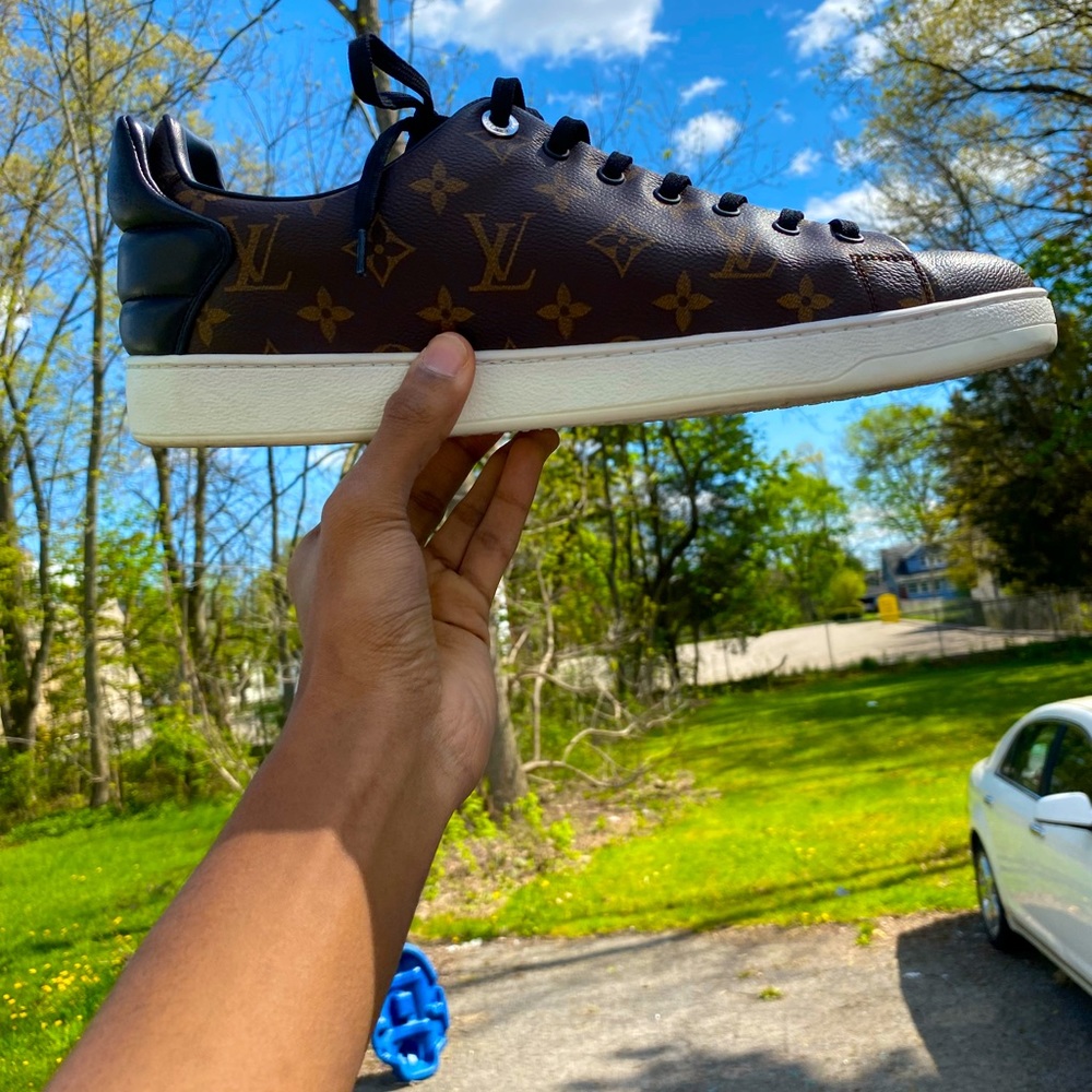 Louis Vuitton Shoes 800$ Retail I’m selling for 600$!! AMAZING DEAL👍🏽